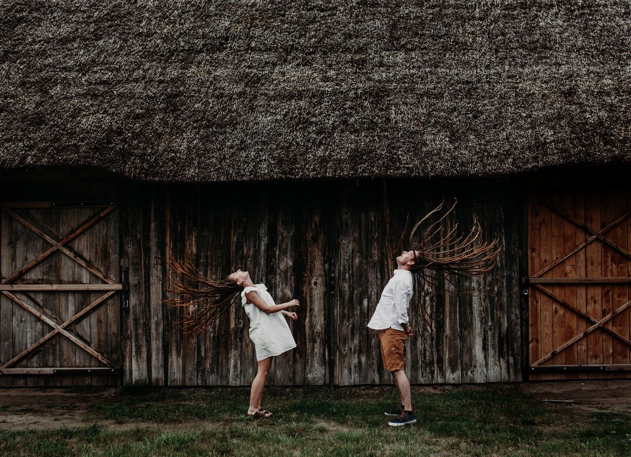 Najlepsze zdjęcia zaręczynowe 2018 roku według magazynu Junebug Weddings 37