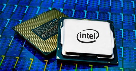 Intel poszerza ofertę procesorów Core 9000 - 25 nowych modeli dla PC
