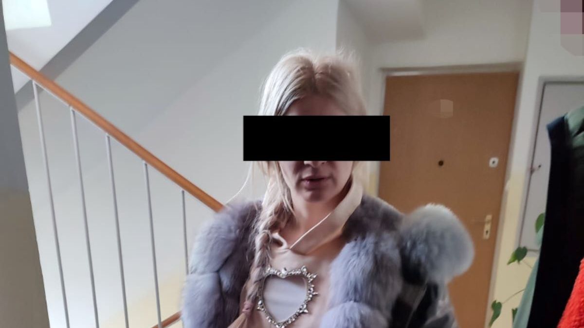 Przyjeżdżała do sklepu luksusową limuzyną i kradła