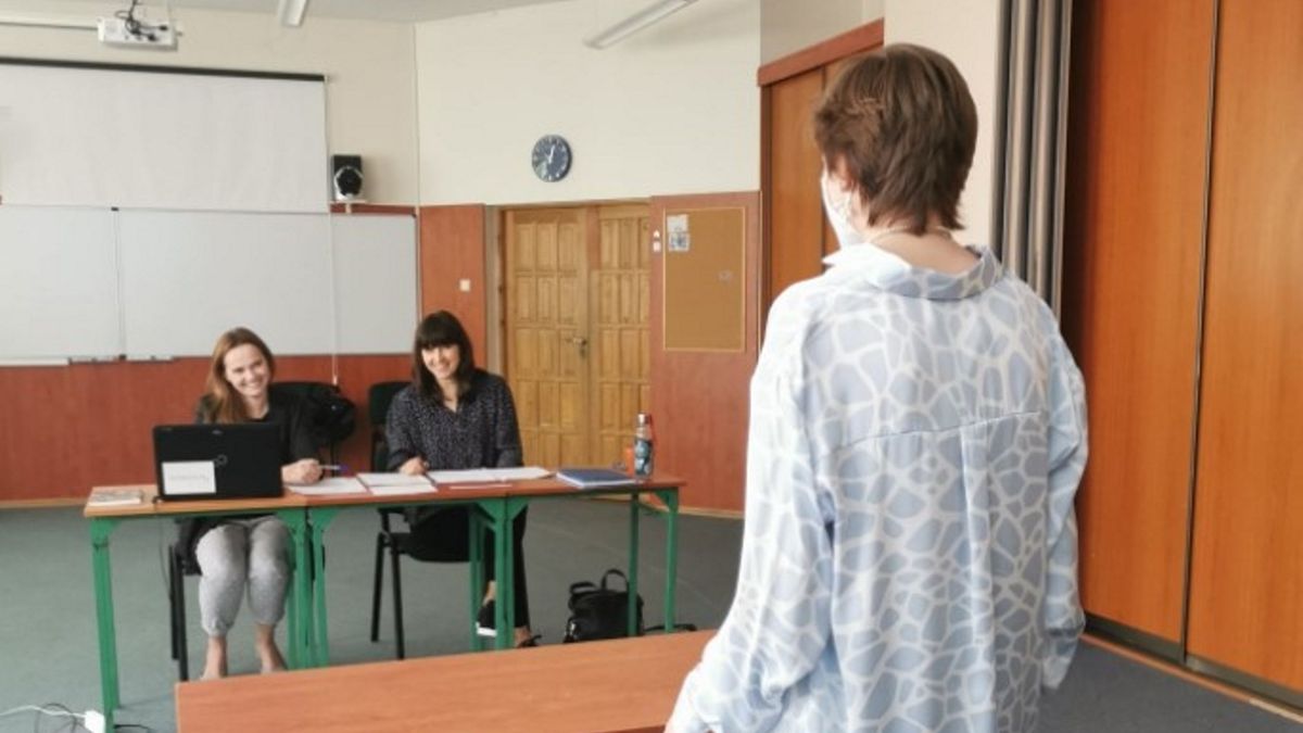 Ojciec jednej z kandydatek oskarżył szkołę o promowanie "pedofilii". Liceum wydało oświadczenie 