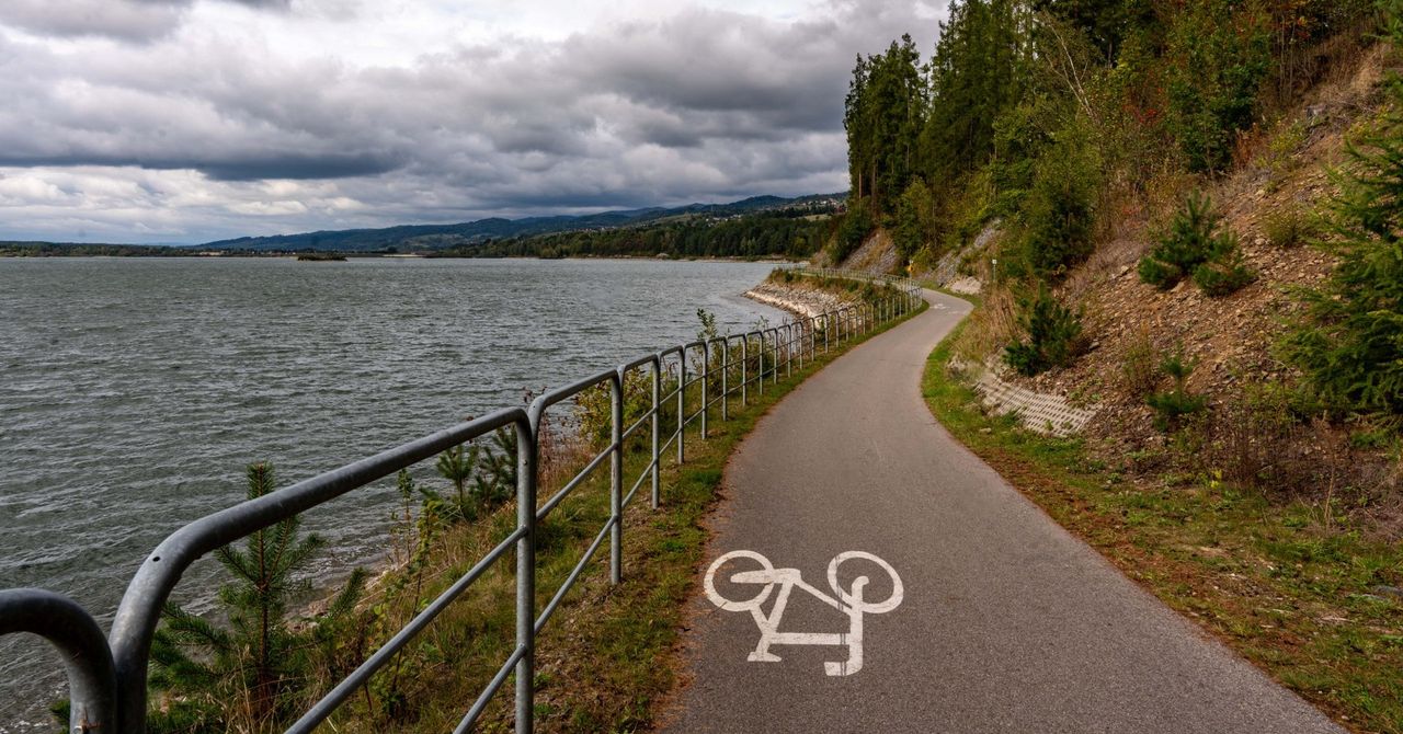 Czorsztyn: Malownicza trasa rowerowa Velo Czorsztyn wokół jeziora