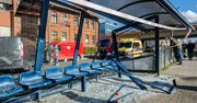 Bydgoszcz: Znamy przyczynę wypadku w centrum. Kierowca nie miał uprawnień do prowadzenia auta