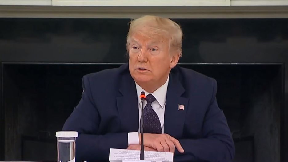 Koronawirus. Donald Trump stosuje lek na malarię, by uchronić się przed zakażeniem