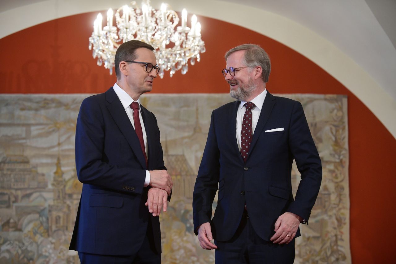 Praga, Czechy, Premier Mateusz Morawiecki i premier Republiki Czeskiej Petr Fiala 