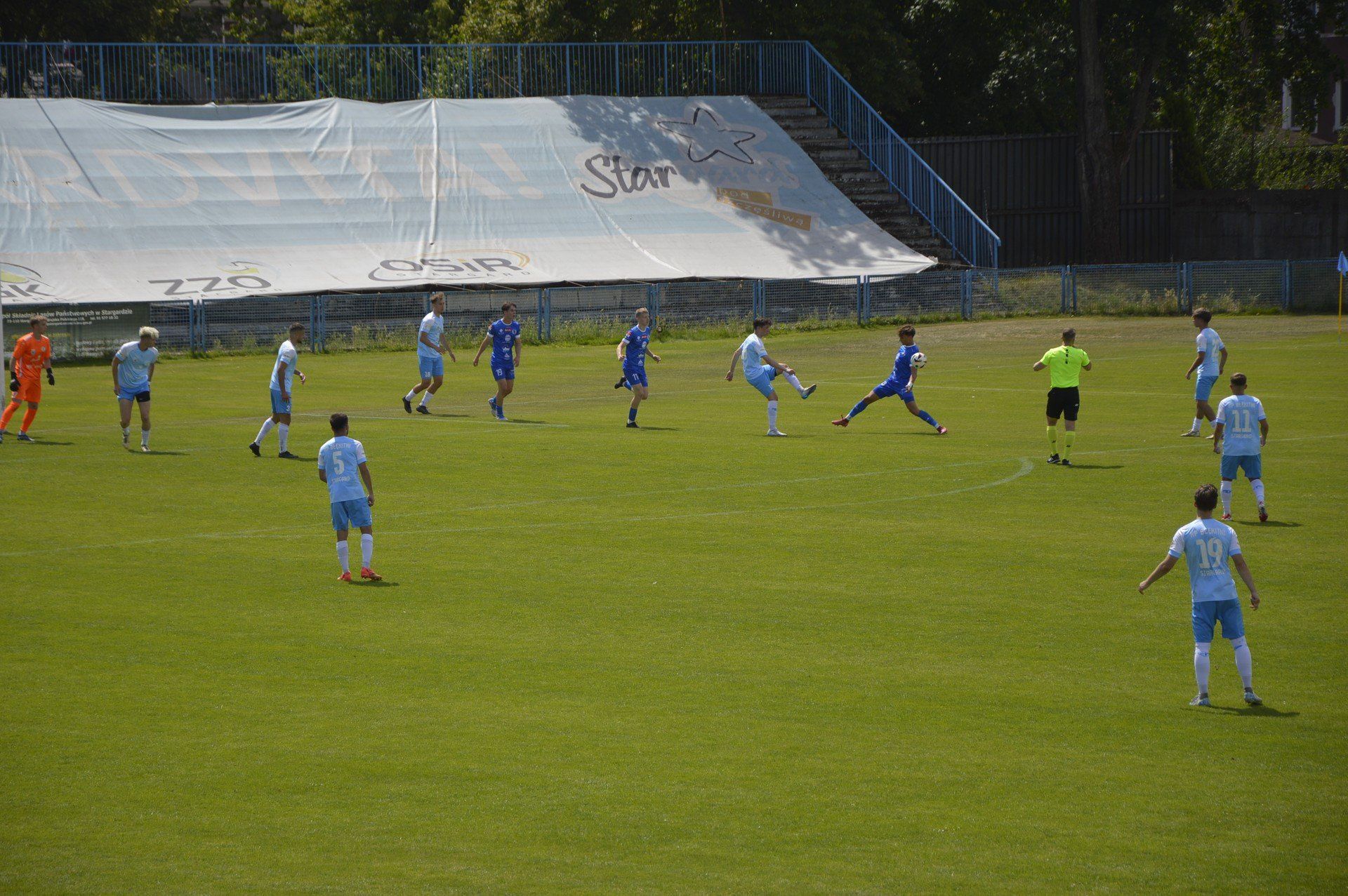 Od porażki 0:2 ze Stilonem Gorzów rozpoczęli przygotowania do nowego sezonu piłkarze Błękitnych Stargard.
