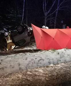 Mazowieckie. Śmiertelny wypadek pod Warszawą. Auto dachowało