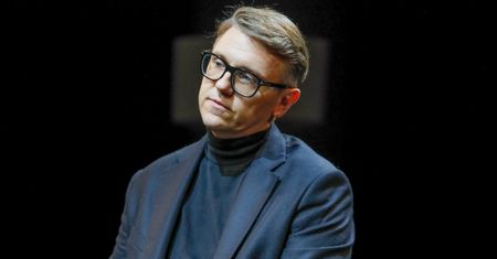 Krzysztof Czeczot PIERWSZY RAZ o uzależnieniu. "Ostatni obraz, jaki pamiętam, to ja, pijany, sprzątający wymioty pijanego kolegi"