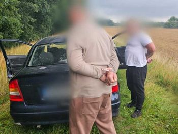 Ukradł byłemu szefowi busa z elektronarzędziami. Wpadł przez puszkę
