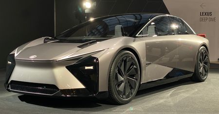Lexus LF-ZC – elektryczna limuzyna z zasięgiem 800 km