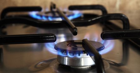Cena gazu w 2023 roku. Rząd deklaruje pomoc dla odbiorców indywidualnych