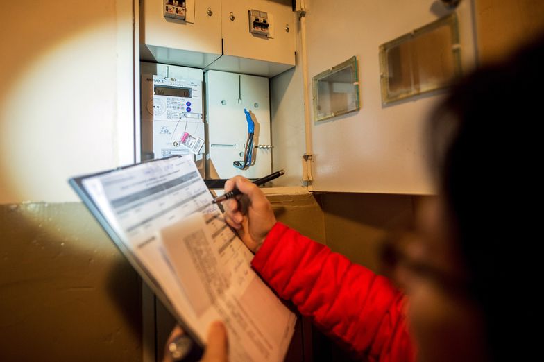 Podwyzka cen pradu
Lubliniec, 30.12.2019. Podwyzka cen pradu - licznik energii elektrycznej spisywany przez inkasenta.,Image: 490326949, License: Rights-managed, Restrictions: , Model Release: no, Credit line: Daniel Dmitriew / Forum
Daniel Dmitriew / Forum
ilustracja, ilustracyjne, licznik, prad, energia, rejon, energetyczny, plomba, plomby, pradu, pradowy, obnizka, podwyzka, oplaty, inkasent, spisywanie, odczytywanie, podwyzki, energetyka, cena, produ, kilowat, kilowatogodzina, rachunek, rachunki, category_code_ilu, category_code_enr