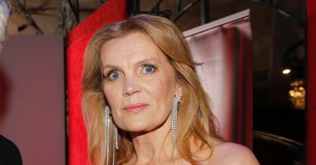 Dorota Chotecka została mamą w wieku 42 lat. "Ktoś wybiera rodzinę, inny karierę". Opowiedziała o CÓRCE