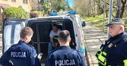 Warszawa. Obnażał się w parku przed kobietami i dziećmi. Ekshibicjonista zatrzymany