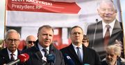 Protest PiS w Gdańsku. Na banerach Lech Kaczyński