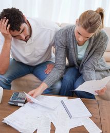 Polacy znaleźli nowy sposób na ucieczkę przed komornikami?