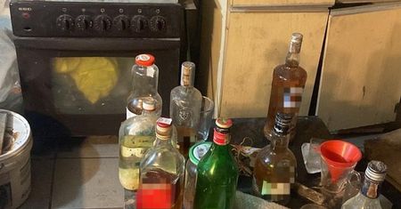 Wytwarzał alkohol. 61-latek stanie przed sądem.