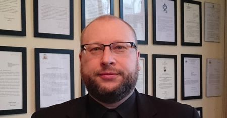 Dyrektor, który wie, jak ratować zadłużone szpitale, komentuje reformę PiS