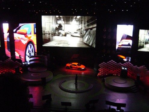Twórcy Gran Turismo pograli sobie w Forzę 3