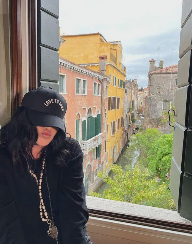 Widok z okna domu Kayah