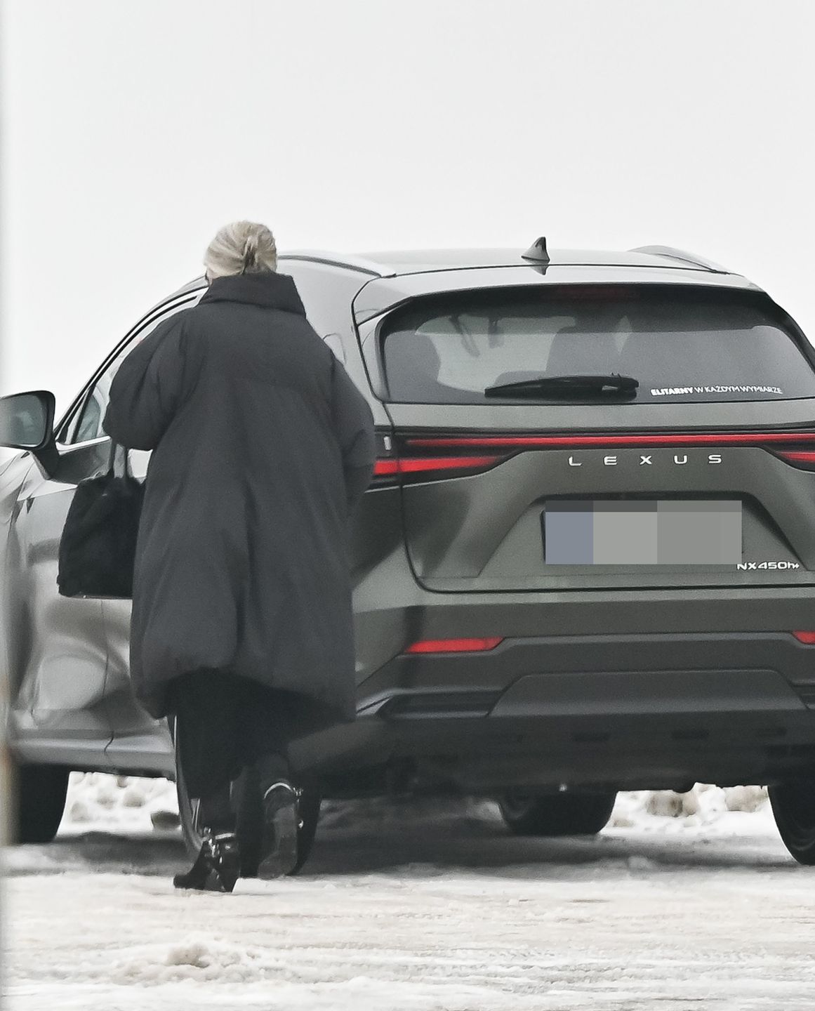 Krystyna Janda w obiektywie paparazzi