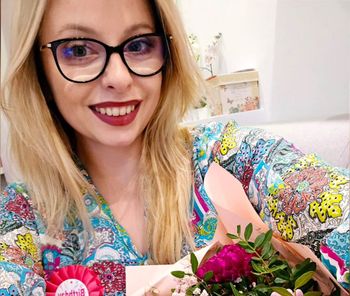 Karolina ze "ŚOPW" wrzuciła filmik przed finałem. Obok niej siostra