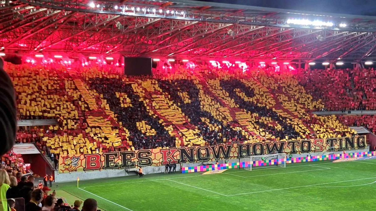 WP SportoweFakty / Kuba Cimoszko / Na zdjęciu: oprawa Jagiellonii Białystok