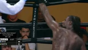 Cóż to była za walka! Ciężki nokaut. Bokser aż nie mógł się wyplątać z lin