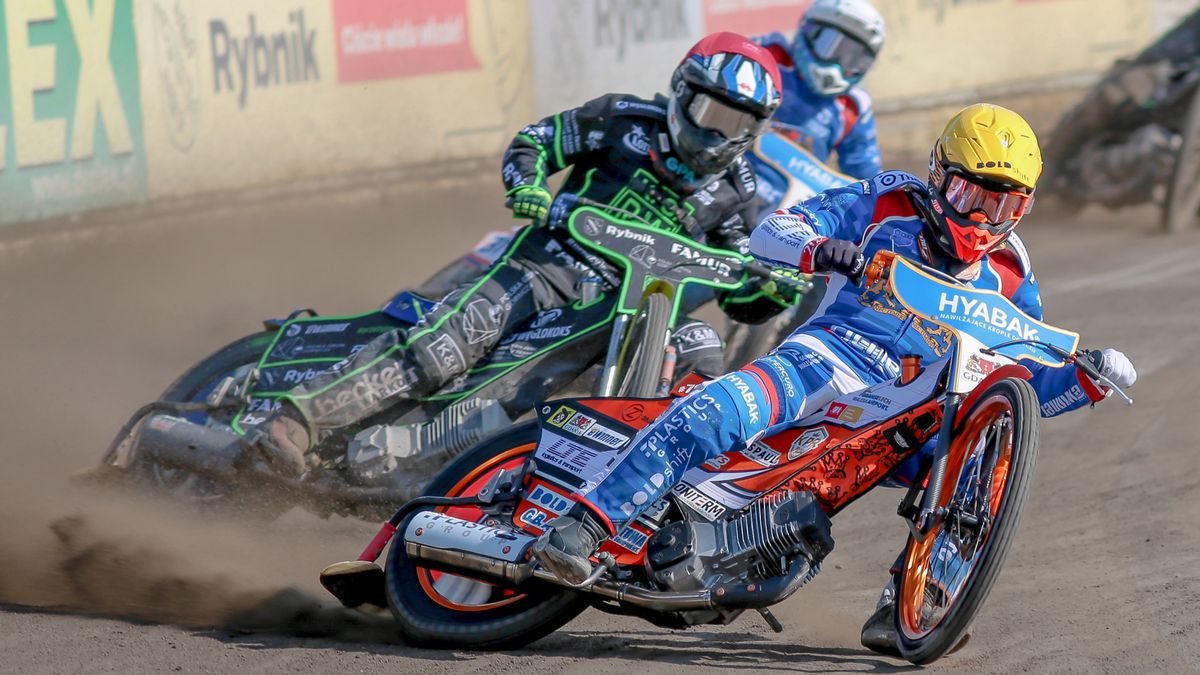 WP SportoweFakty / Arkadiusz Siwek / Na zdjęciu: Krystian Pieszczek na prowadzeniu