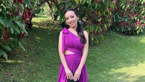 Jest łączony z reprezentacją Polski. Ma piękną żonę z Brazylii