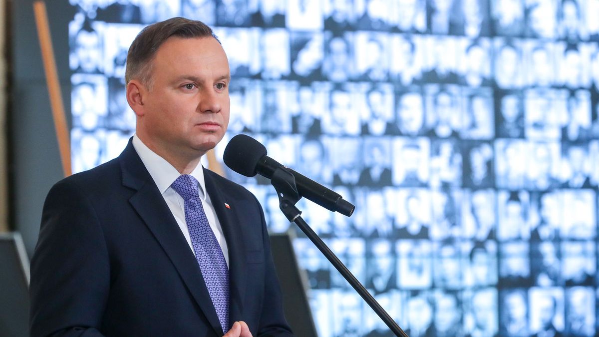 Andrzej Duda podpisał ustawę o nowych dowodach osobistych 