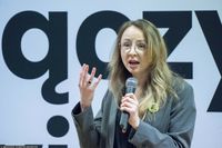 Magdalena Biejat w Gda?sku
07.04.2025 Gdansk Kampania wyborcza prezydencka 2025 Spotkanie kandydatki Lewicy Magdaleny Biejat z mieszkancami Fot. Wojciech Strozyk/REPORTER
N/z: Agnieszka Dziemianowicz-Bak
Wojciech Strozyk/REPORTER