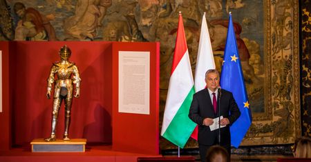 Posłowie PiS chcą oddać Węgrom zabytek. Historyk: Zbrodnia na naszej kulturze
