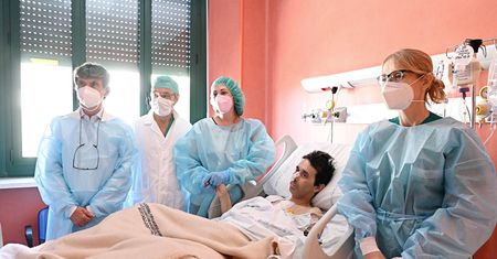 Włochy. Ożenił się myśląc, że niedługo umrze. Po ślubie otrzymał nowe serce