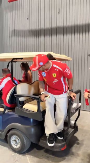 Charles Leclerc i Alexandra Saint Mleux