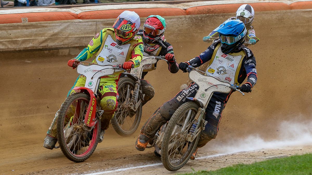 WP SportoweFakty / Michał Krupa / Na zdjęciu: Dimitri Berge w niebieskim kasku