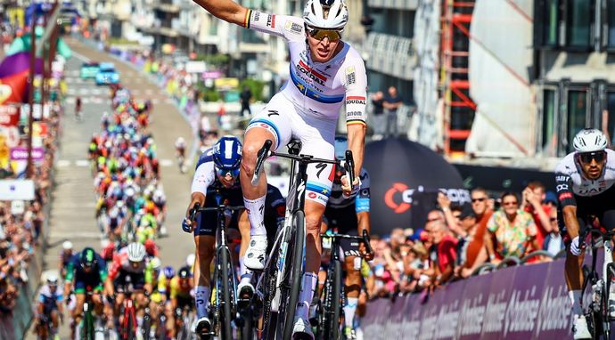 Kolarstwo: Tour de France - 17. etap: Bollene - Valence