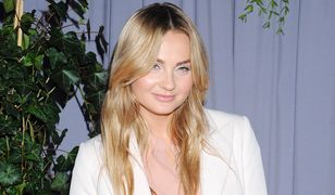 Małgorzata Socha w podobnych stylizacjach z mamą