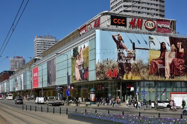 Za ekrany odpowiada spółka iPoster