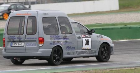 Ekspresowa dostawa – Rothe Caddy 1.8 T (2007)