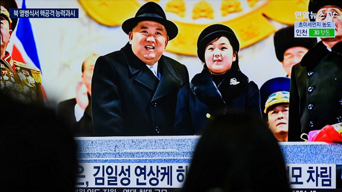 Córka Kim Dzong Una nie odziedziczy po ojcu władzy? Tak sądzą eksperci z Korei Południowej