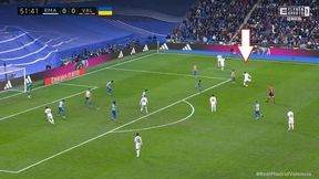 Co za bomba! Bramkarz tylko patrzył na piłkę [WIDEO]