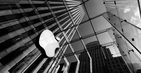 iPhone 4S znów w tarapatach. Samsung atakuje po raz kolejny