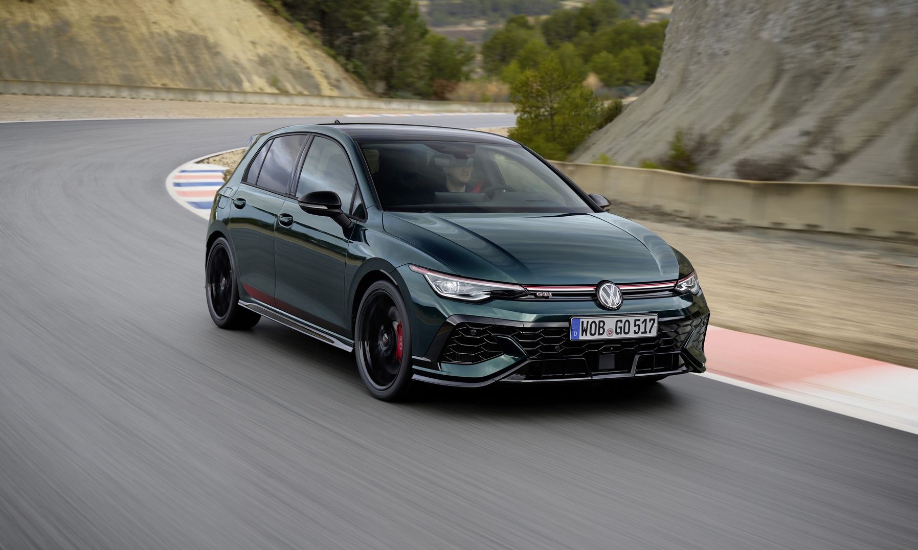 Volkswagen Golf GTI Edition 50