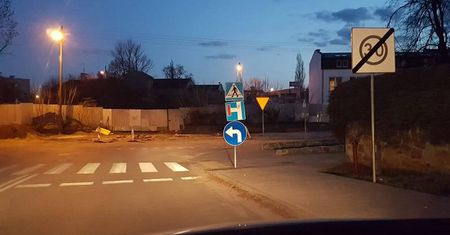 Sygnał od Czytelnika. Błędne oznakowanie na jednym ze skrzyżowań