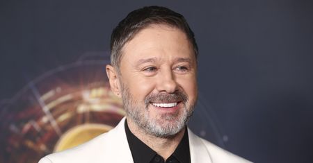 Piasek robi to przed występem. Opowiedział o dziwnych rytuałach