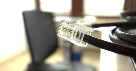 Fiskus chce inwigilować czy pomagać podatnikom? Zagadka niedziałającego systemu za 4,5 mln zł