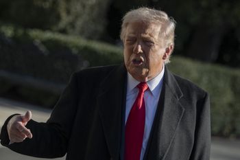 Trump ostro do NATO. "Każcie Danii wynosić się z Grenlandii"