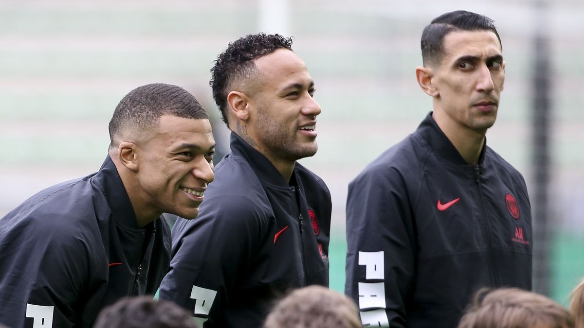 Getty Images / John Berry / Na zdjęciu (od lewej): Kylian Mbappe, Neymar i Angel Di Maria