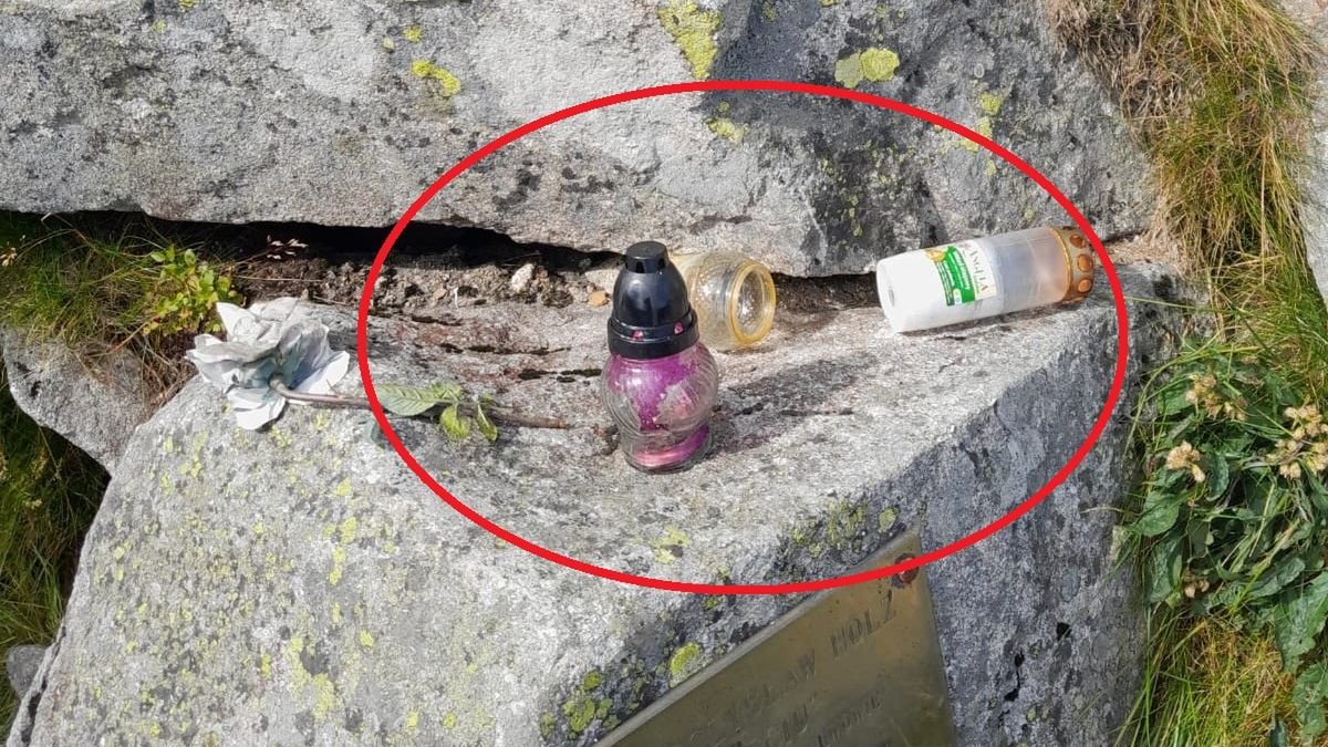 Znicze postawiono w niewłaściwym miejscu