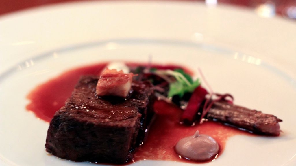 Opiekany rostbratel wołowy (samo mięso, II klasa mięsa)